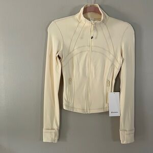 Lululemon Define Cropped Jacket Nulu - Butter Cream - 4